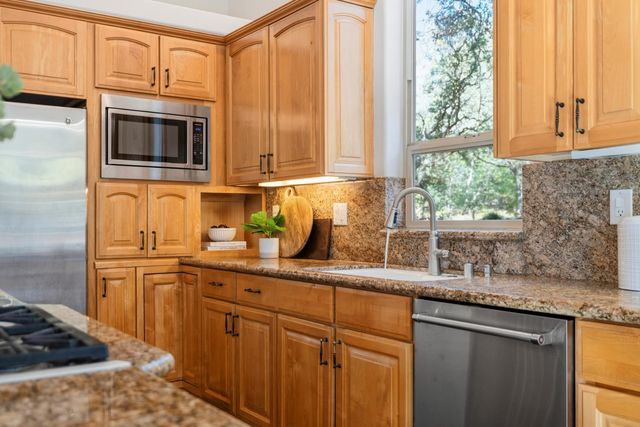4044 Albert Cir, El Dorado Hills, CA 95762