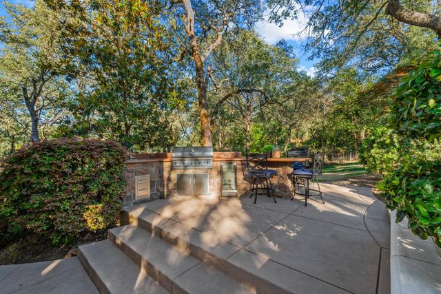 4044 Albert Cir, El Dorado Hills, CA 95762