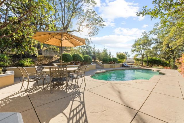 4044 Albert Cir, El Dorado Hills, CA 95762