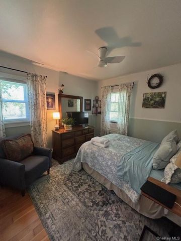 29 E Kerley Corners, Red Hook, NY 12571