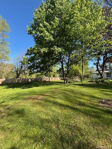 29 E Kerley Corners, Red Hook, NY 12571