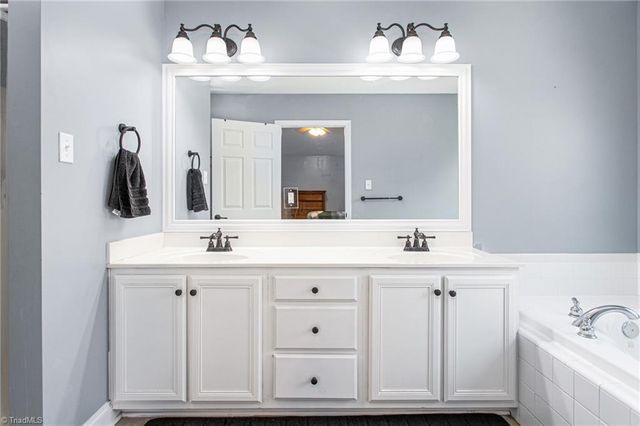 4619 Plantation Manor Drive, Randleman, NC 27317