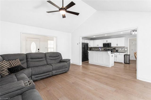 4619 Plantation Manor Drive, Randleman, NC 27317