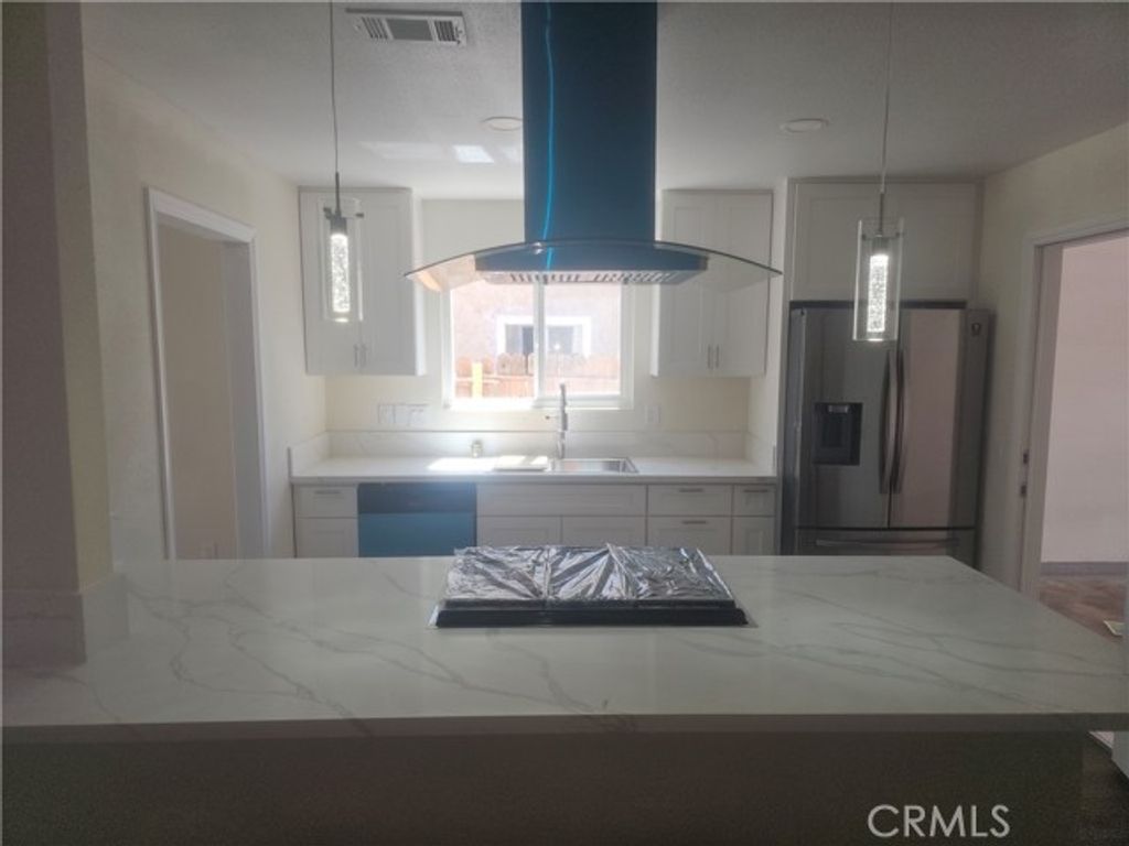 1072 Amber, Lake Elsinore, CA 92530