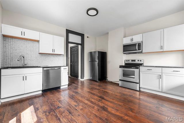 3146 Nebraska Avenue, St Louis, MO 63118