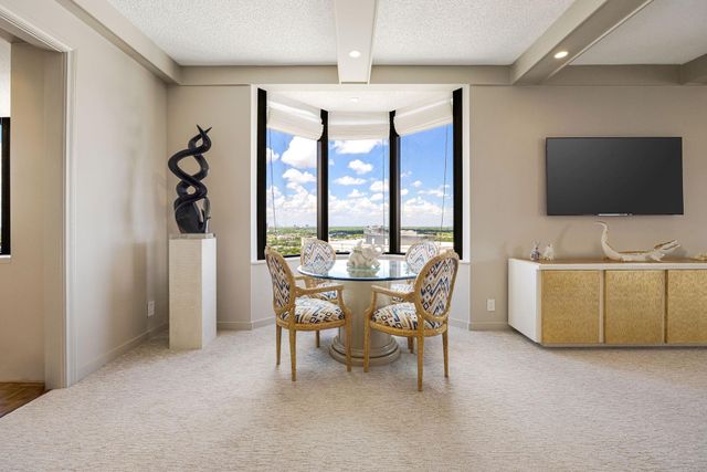 5555 Del Monte Drive 2203, Houston, TX 77056