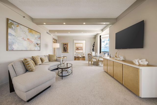5555 Del Monte Drive 2203, Houston, TX 77056
