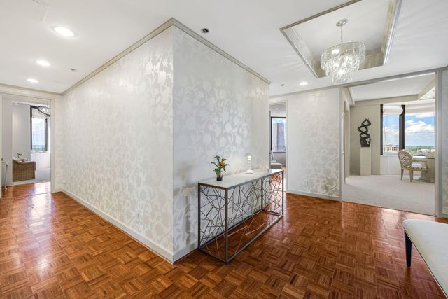 5555 Del Monte Drive 2203, Houston, TX 77056