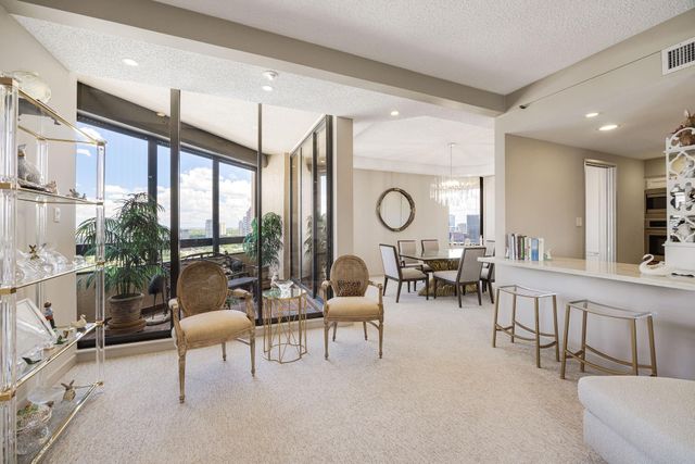 5555 Del Monte Drive 2203, Houston, TX 77056