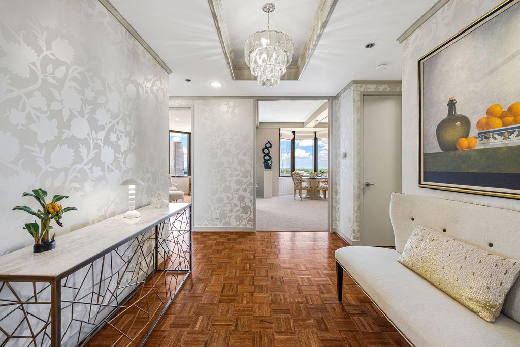 5555 Del Monte Drive 2203, Houston, TX 77056