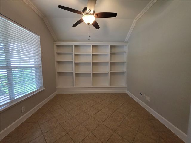 6146 Bradie Court, League City, TX 77573