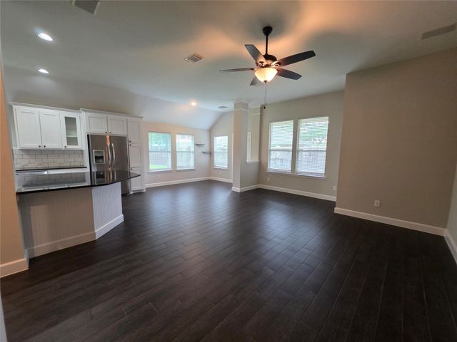 6146 Bradie Court, League City, TX 77573