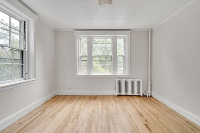 43 Linnaean 24, Cambridge, MA 02138