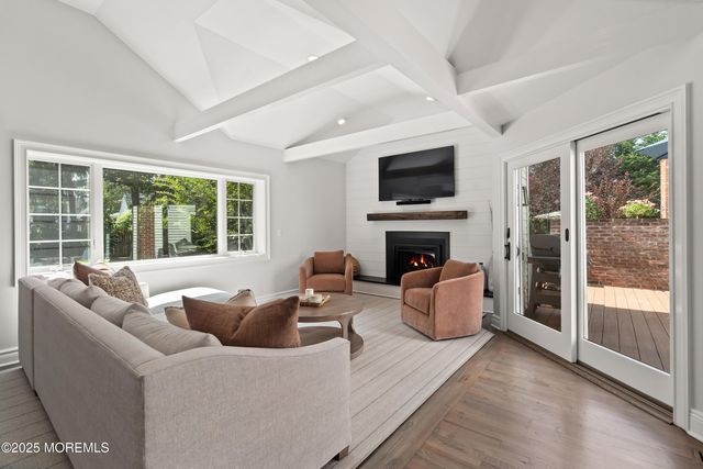 28 Lennox Avenue, Rumson, NJ 07760