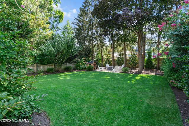28 Lennox Avenue, Rumson, NJ 07760