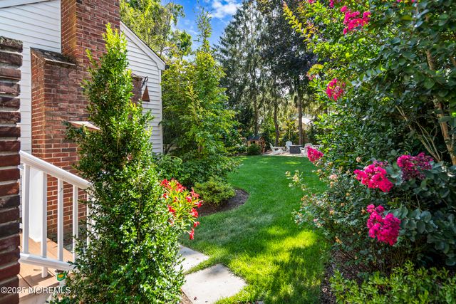 28 Lennox Avenue, Rumson, NJ 07760