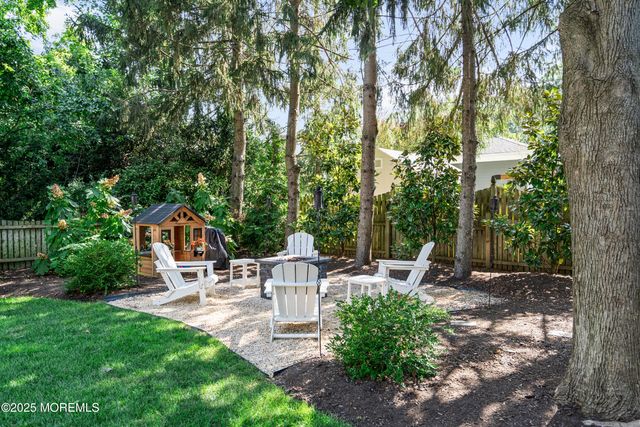 28 Lennox Avenue, Rumson, NJ 07760
