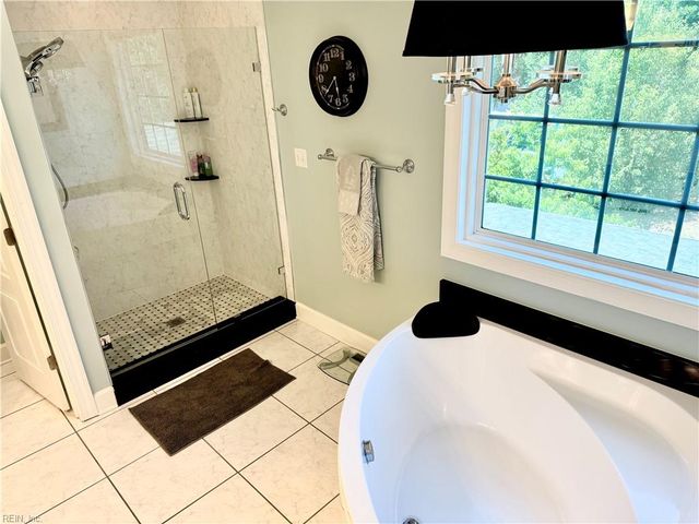 9609 16th Bay ST, Norfolk, VA 23518