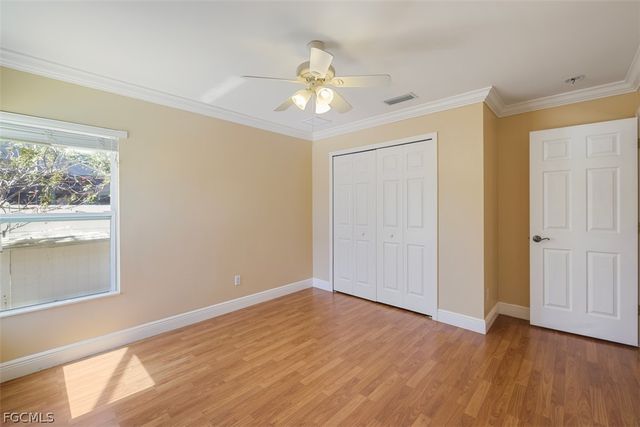 330 SW 19th LN, Cape Coral, FL 33991