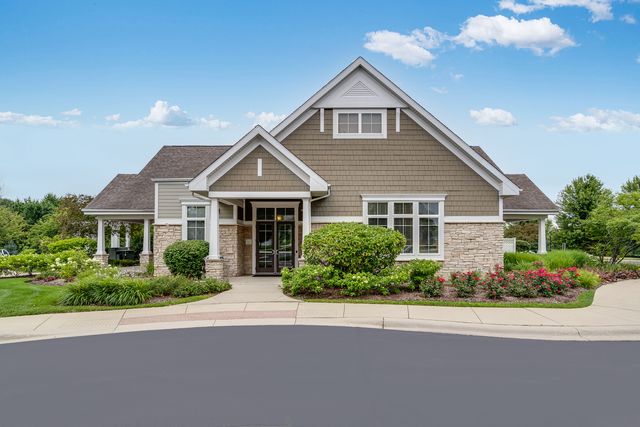 3102 Holden Street, Elgin, IL 60124