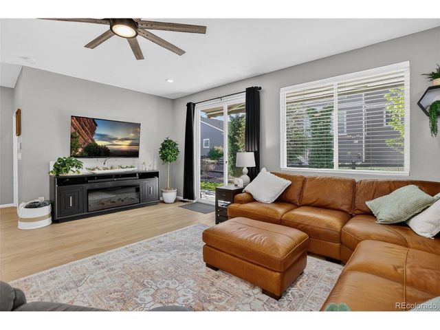 23952 E Minnow Cir, Aurora, CO 80016