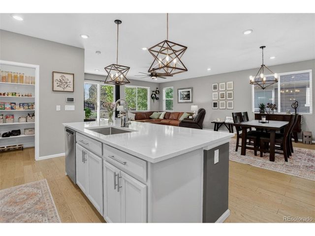 23952 E Minnow Cir, Aurora, CO 80016