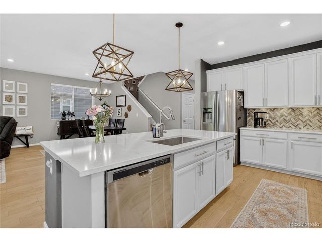 23952 E Minnow Cir, Aurora, CO 80016