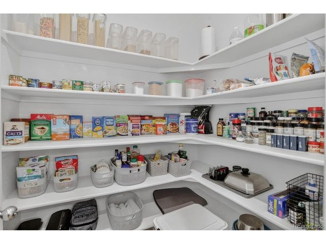23952 E Minnow Cir, Aurora, CO 80016
