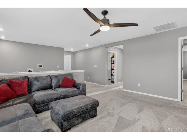 23952 E Minnow Cir, Aurora, CO 80016