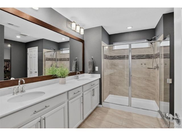 23952 E Minnow Cir, Aurora, CO 80016