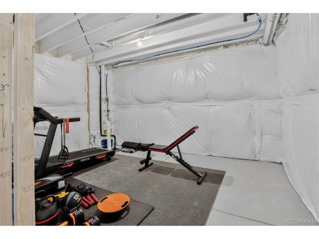 23952 E Minnow Cir, Aurora, CO 80016