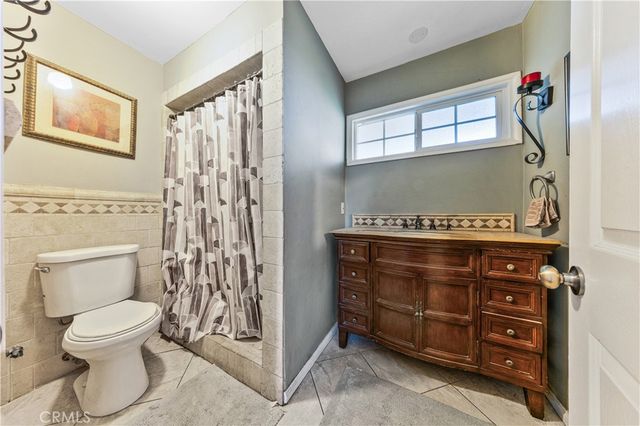 10050 Balboa Boulevard, Northridge, CA 91325