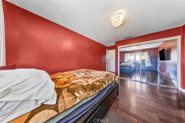 10050 Balboa Boulevard, Northridge, CA 91325