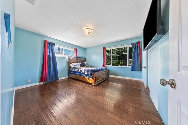 10050 Balboa Boulevard, Northridge, CA 91325