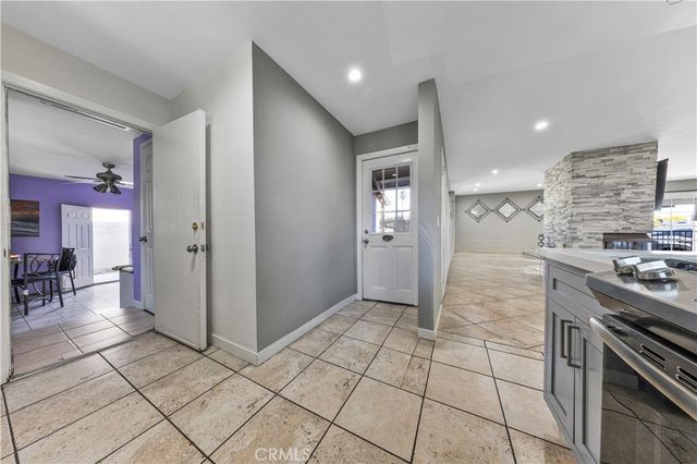 10050 Balboa Boulevard, Northridge, CA 91325