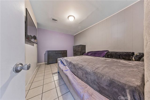 10050 Balboa Boulevard, Northridge, CA 91325