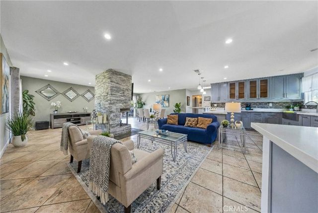 10050 Balboa Boulevard, Northridge, CA 91325