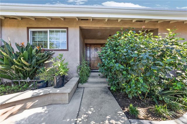 10050 Balboa Boulevard, Northridge, CA 91325