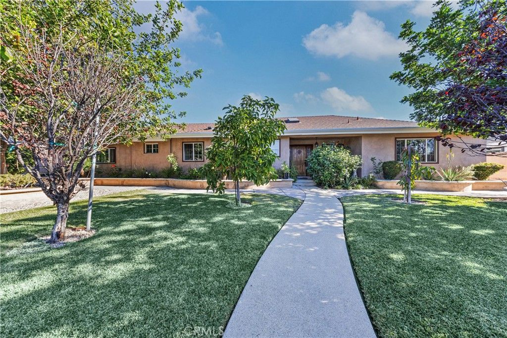 10050 Balboa Boulevard, Northridge, CA 91325