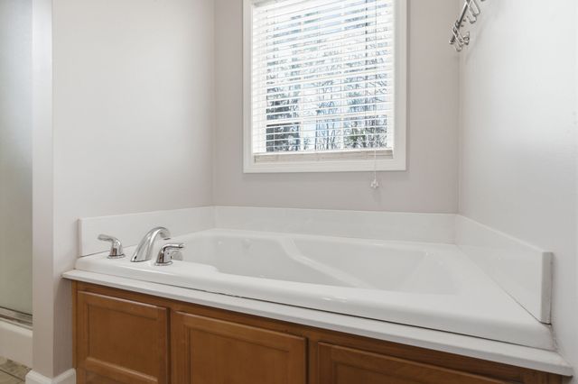 2034 Christy Ln, Greenbrier, TN 37073