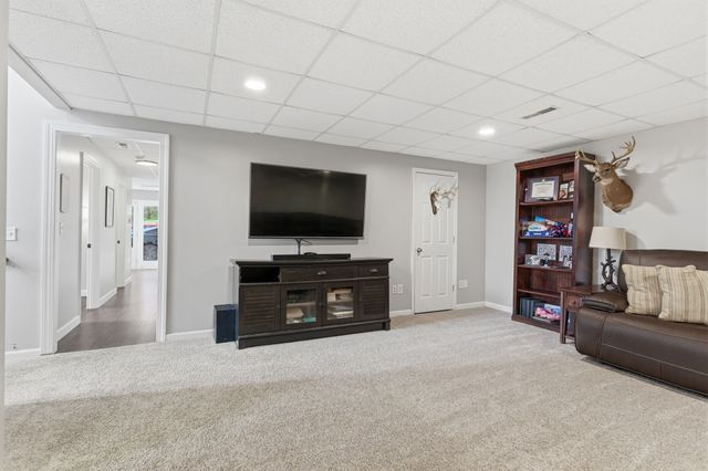 2034 Christy Ln, Greenbrier, TN 37073