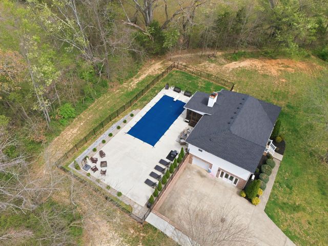 2034 Christy Ln, Greenbrier, TN 37073