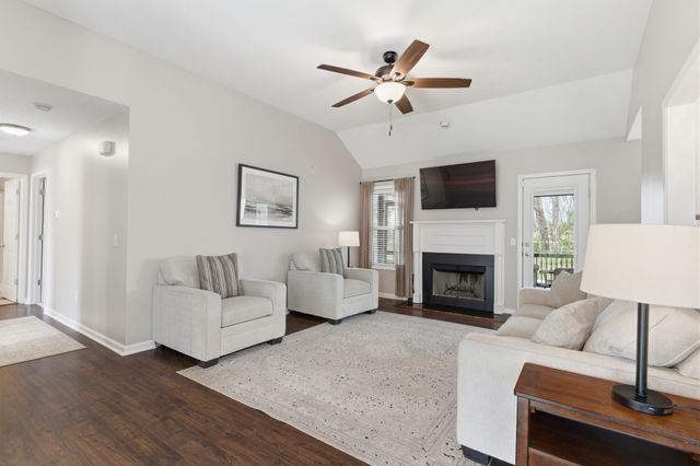 2034 Christy Ln, Greenbrier, TN 37073