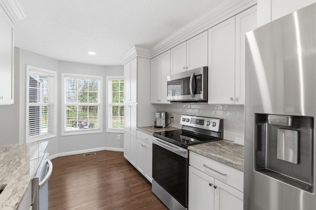 2034 Christy Ln, Greenbrier, TN 37073