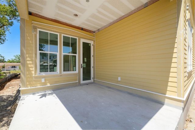 5326 7TH AVENUE N, St Petersburg, FL 33710