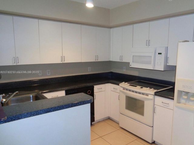 4816 N State Road 7 11108, Coconut Creek, FL 33073