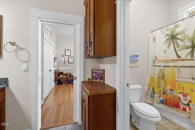 899 Old Stage Road, Medford, OR 97502