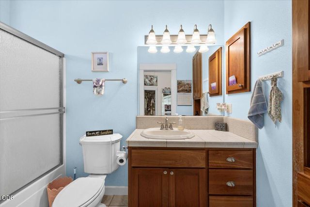 899 Old Stage Road, Medford, OR 97502