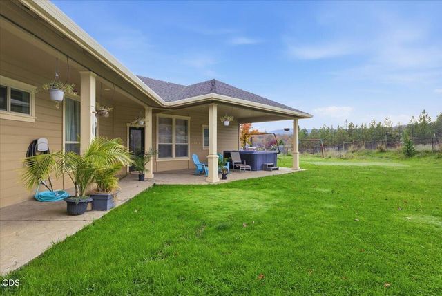 899 Old Stage Road, Medford, OR 97502