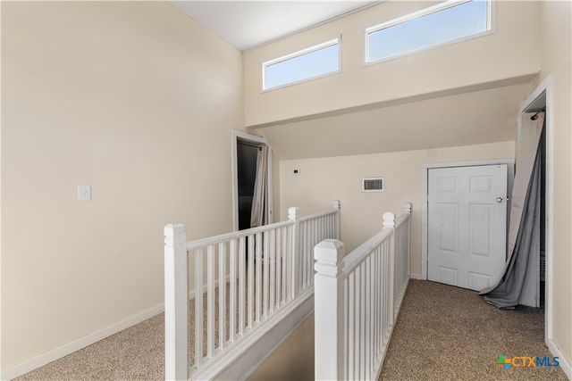 1002 E Commercial Street, Victoria, TX 77901